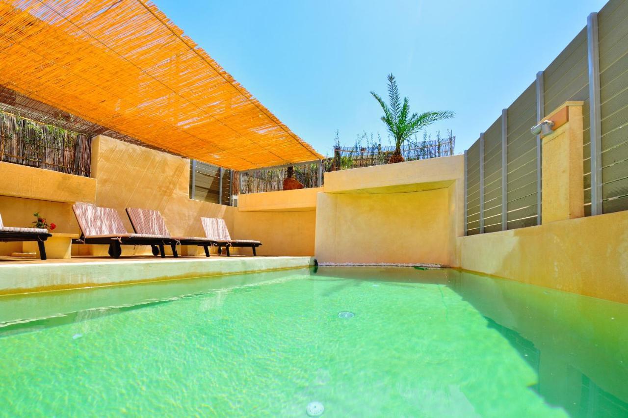 Anemomili Villa *